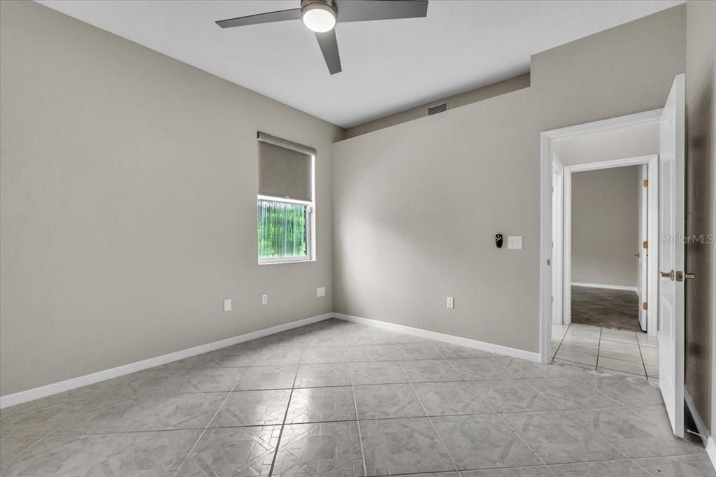 For Sale: $1,000,000 (3 beds, 2 baths, 2603 Square Feet)