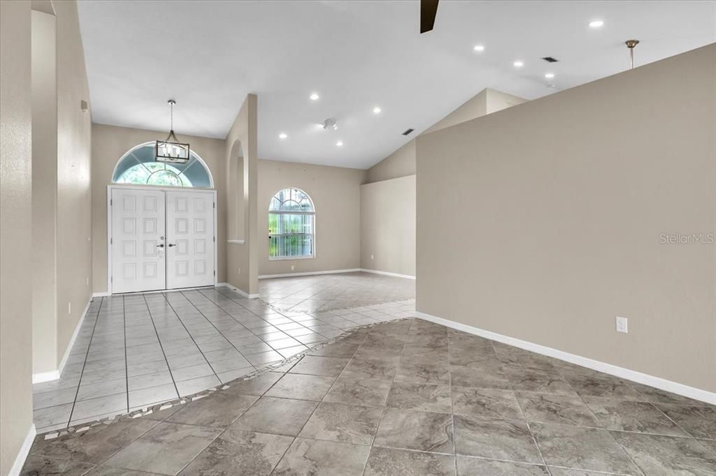 For Sale: $1,000,000 (3 beds, 2 baths, 2603 Square Feet)