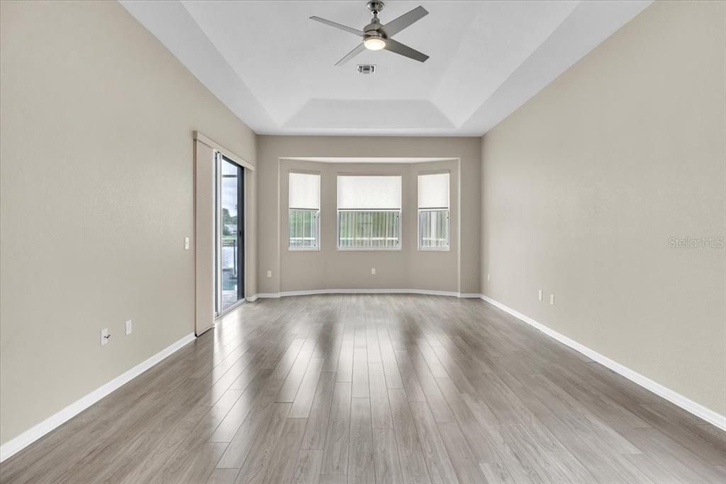 For Sale: $1,000,000 (3 beds, 2 baths, 2603 Square Feet)