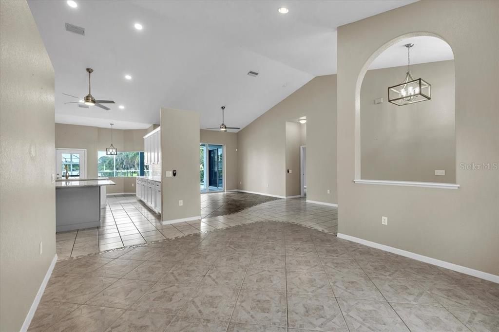 For Sale: $1,000,000 (3 beds, 2 baths, 2603 Square Feet)