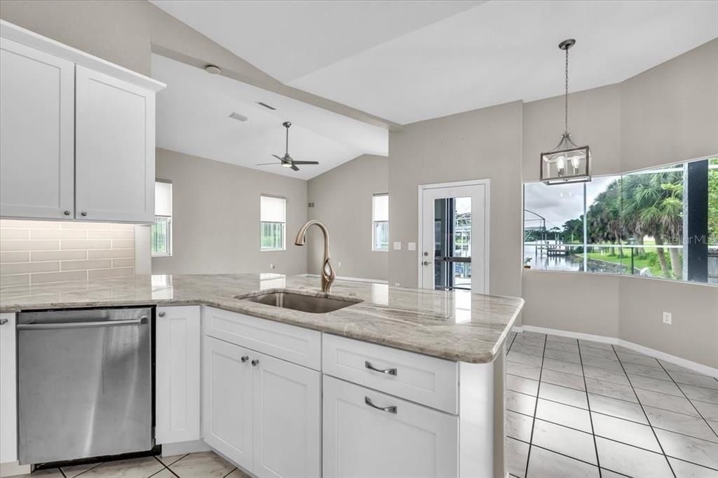 For Sale: $1,000,000 (3 beds, 2 baths, 2603 Square Feet)