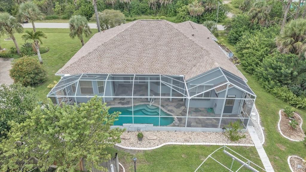 For Sale: $1,000,000 (3 beds, 2 baths, 2603 Square Feet)