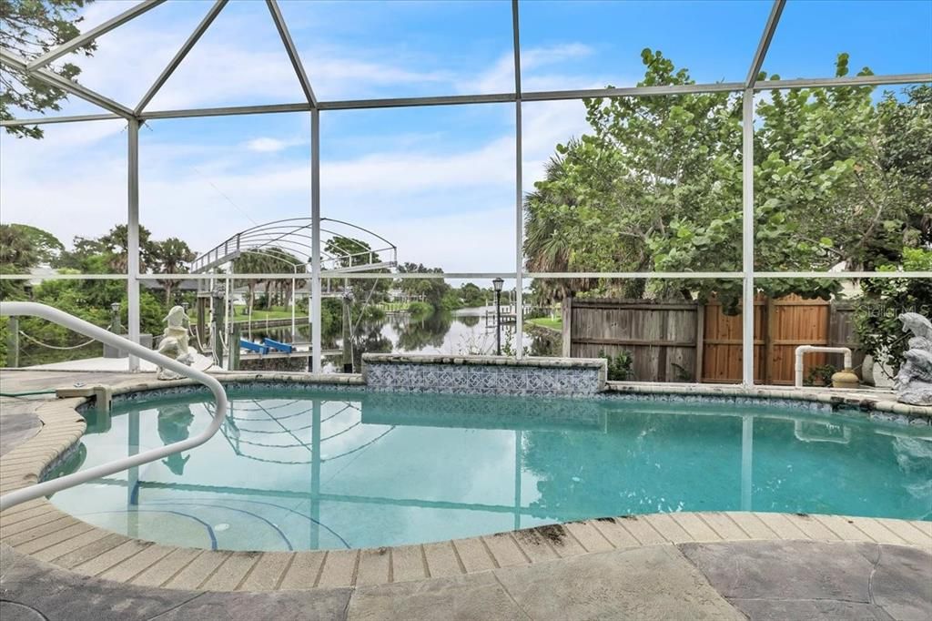 For Sale: $1,000,000 (3 beds, 2 baths, 2603 Square Feet)