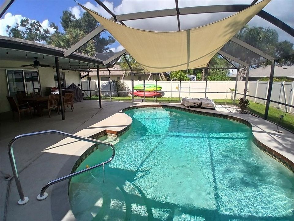 For Rent: $4,900 (3 beds, 2 baths, 2035 Square Feet)