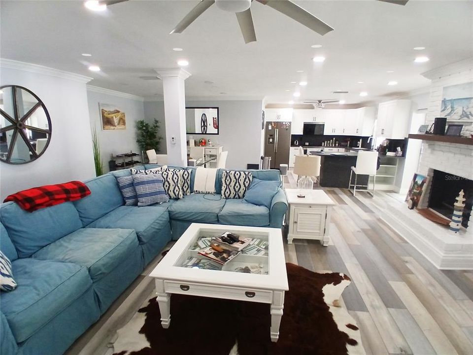 For Rent: $4,900 (3 beds, 2 baths, 2035 Square Feet)