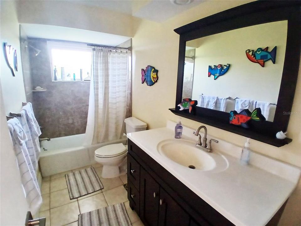 For Rent: $4,900 (3 beds, 2 baths, 2035 Square Feet)