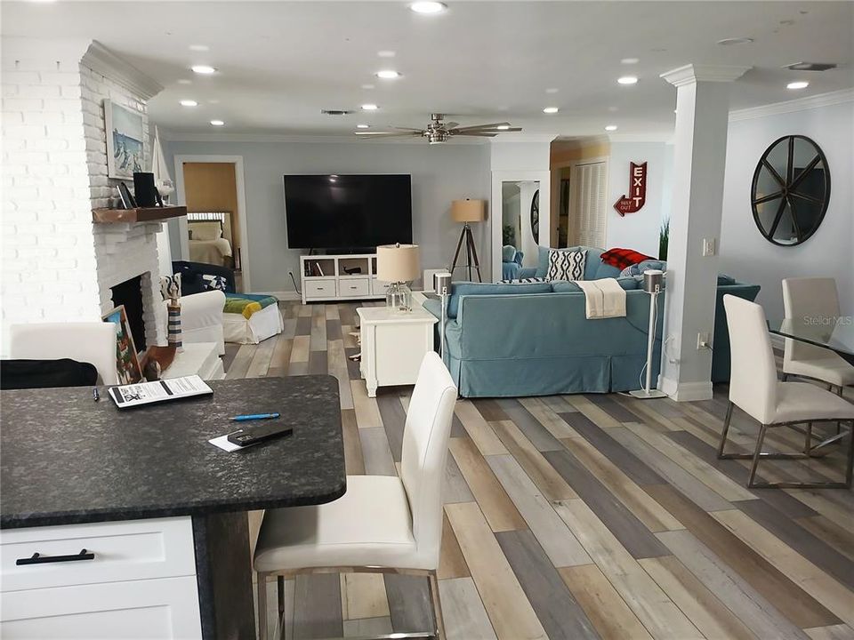 For Rent: $4,900 (3 beds, 2 baths, 2035 Square Feet)