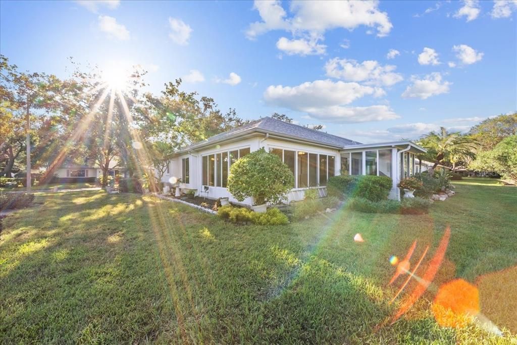 合同活跃: $250,000 (2 贝兹, 2 浴室, 1573 平方英尺)