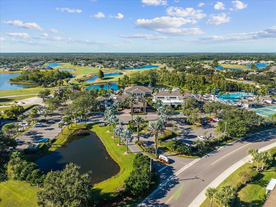 合同活跃: $250,000 (2 贝兹, 2 浴室, 1573 平方英尺)