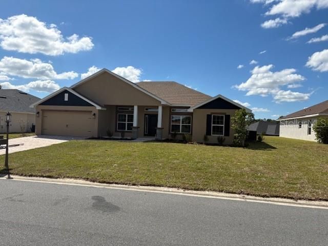 Под контрактом: $349,250 (4 спален, 2 ванн, 2169 Квадратных фут)