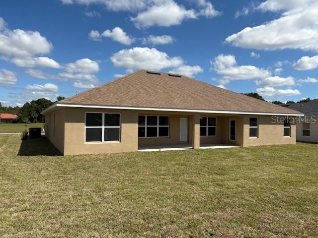 Под контрактом: $349,250 (4 спален, 2 ванн, 2169 Квадратных фут)