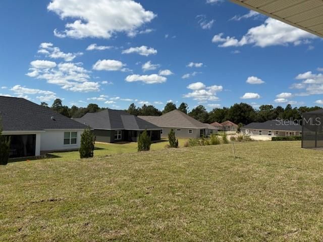 Под контрактом: $349,250 (4 спален, 2 ванн, 2169 Квадратных фут)