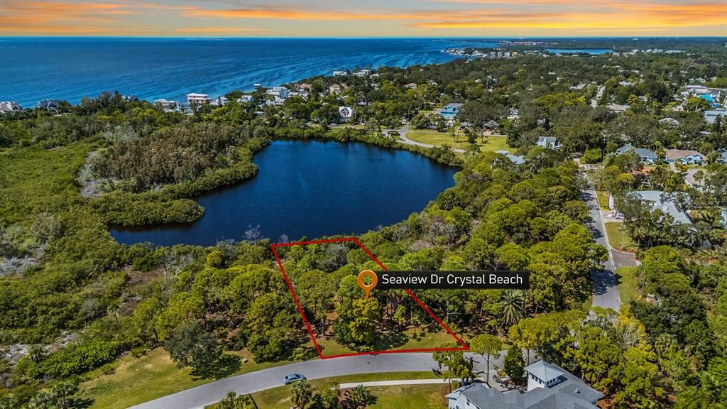 待售: $375,000 (0.35 acres)