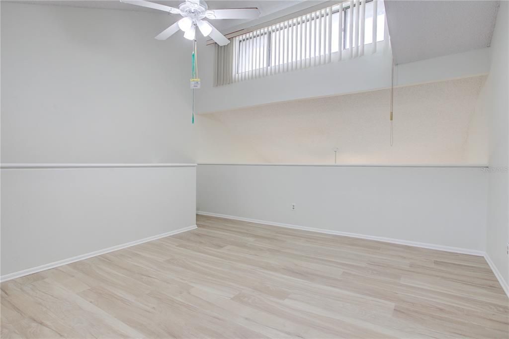 待售: $439,000 (2 贝兹, 1 浴室, 1098 平方英尺)