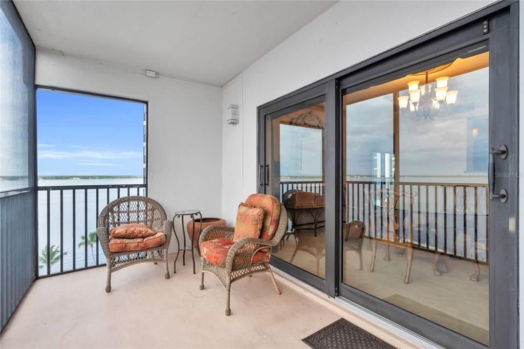 For Sale: $689,000 (4 beds, 3 baths, 3741 Square Feet)