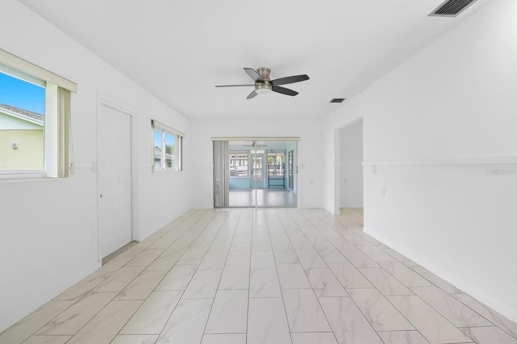 待售: $649,000 (3 贝兹, 2 浴室, 1449 平方英尺)