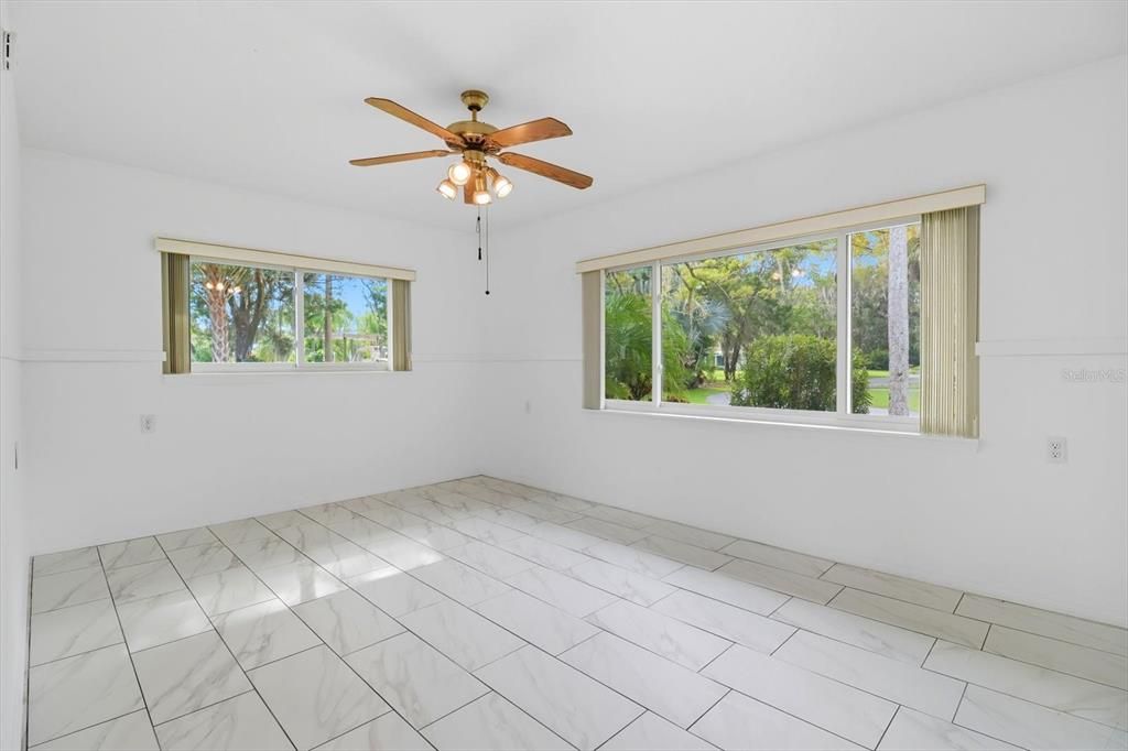 待售: $649,000 (3 贝兹, 2 浴室, 1449 平方英尺)