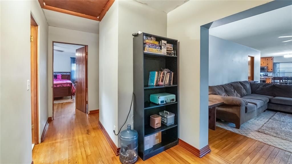 For Sale: $350,000 (3 beds, 2 baths, 2159 Square Feet)