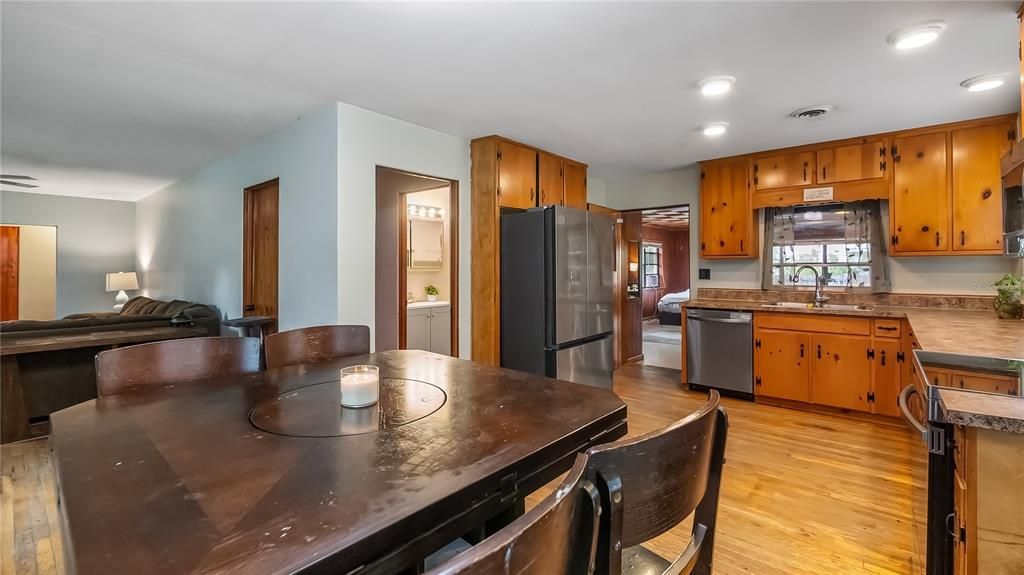 For Sale: $350,000 (3 beds, 2 baths, 2159 Square Feet)