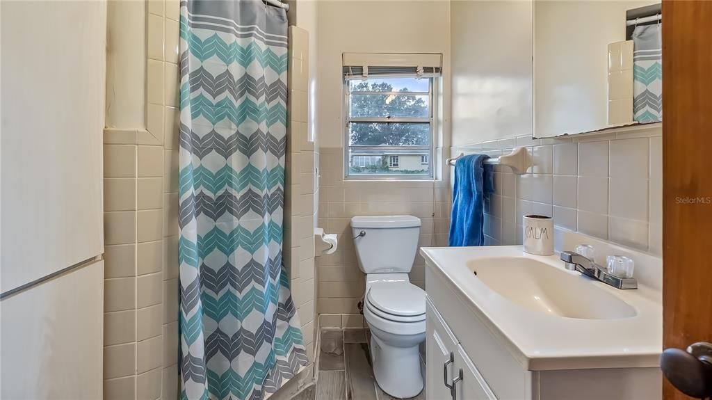 For Sale: $350,000 (3 beds, 2 baths, 2159 Square Feet)