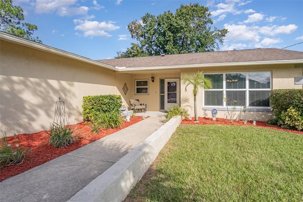 Под контрактом: $325,000 (3 спален, 2 ванн, 1694 Квадратных фут)