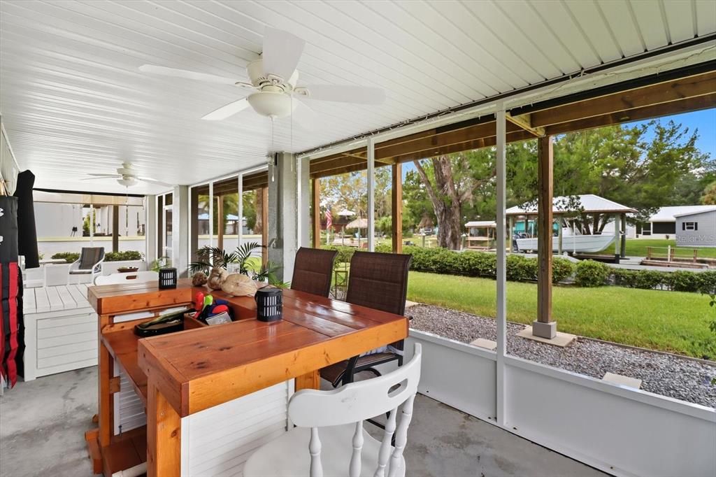 待售: $820,000 (3 贝兹, 2 浴室, 2101 平方英尺)