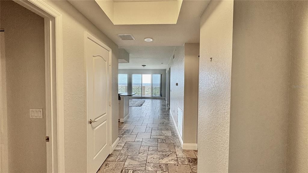 For Rent: $4,300 (3 beds, 3 baths, 2117 Square Feet)