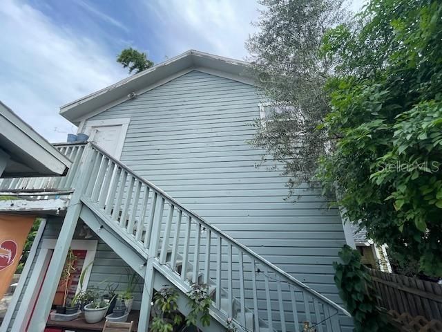 Под контрактом: $749,900 (3 спален, 3 ванн, 2346 Квадратных фут)