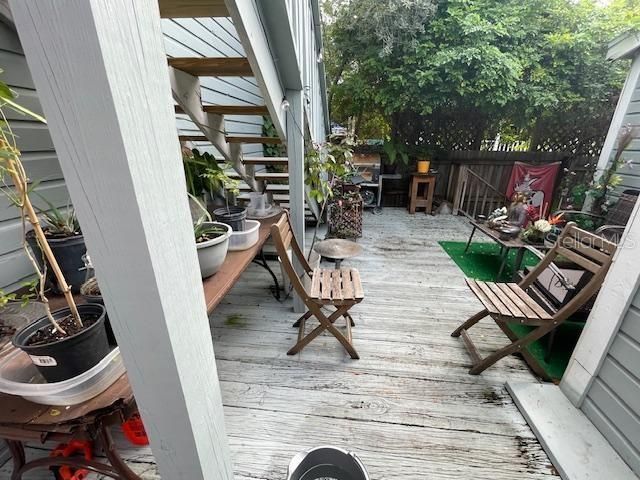 Под контрактом: $749,900 (3 спален, 3 ванн, 2346 Квадратных фут)