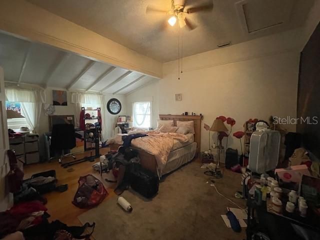 Под контрактом: $749,900 (3 спален, 3 ванн, 2346 Квадратных фут)