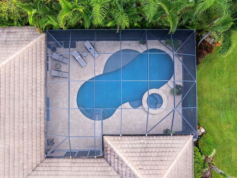 Под контрактом: $1,849,000 (4 спален, 3 ванн, 4125 Квадратных фут)