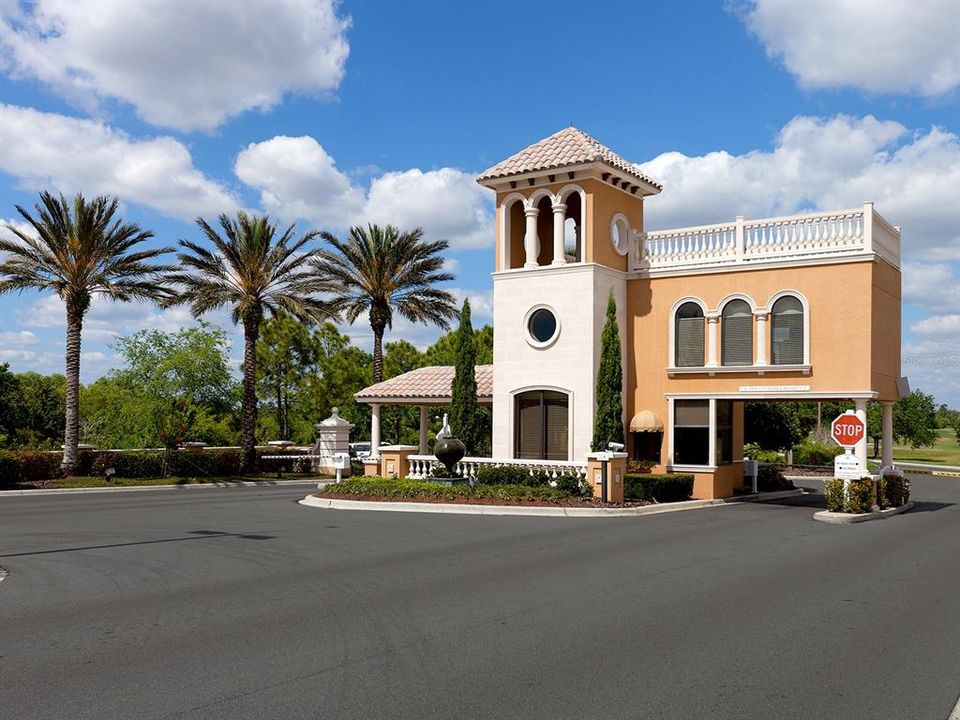 Под контрактом: $1,849,000 (4 спален, 3 ванн, 4125 Квадратных фут)