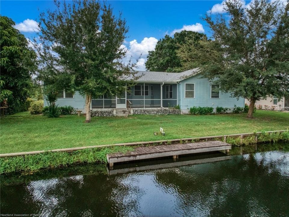 For Sale: $349,900 (3 beds, 2 baths, 1916 Square Feet)