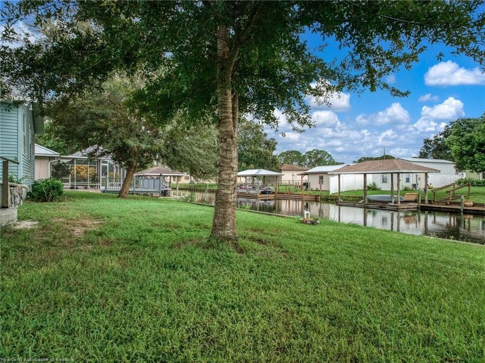 For Sale: $349,900 (3 beds, 2 baths, 1916 Square Feet)