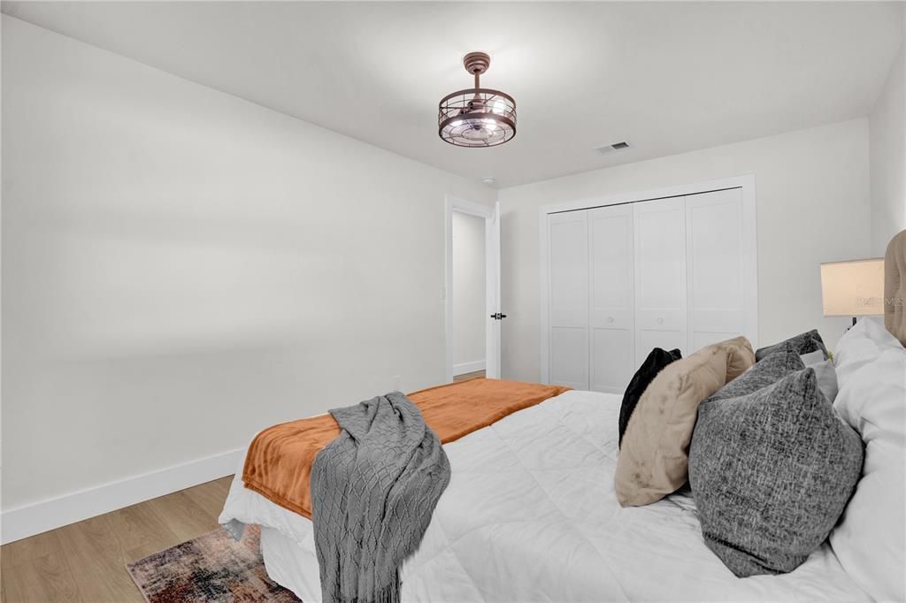 Active With Contract: $995,000 (3 beds, 2 baths, 2321 Square Feet)