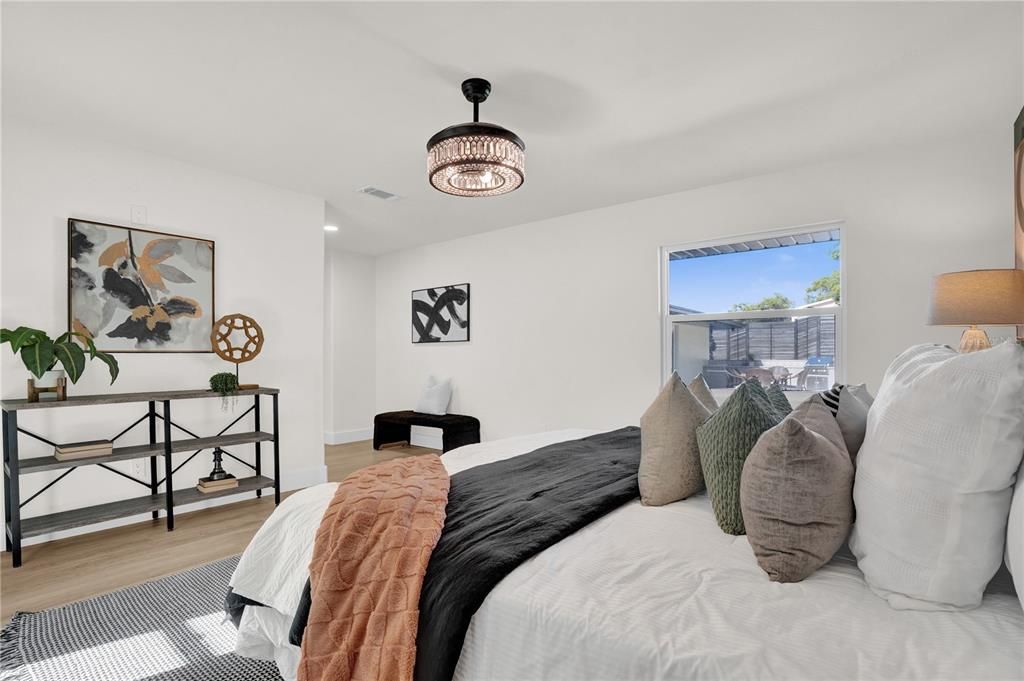 Active With Contract: $995,000 (3 beds, 2 baths, 2321 Square Feet)