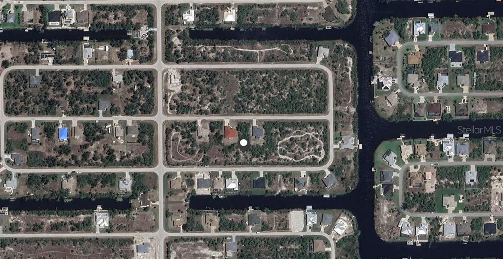 En Venta: $18,900 (0.23 acres)