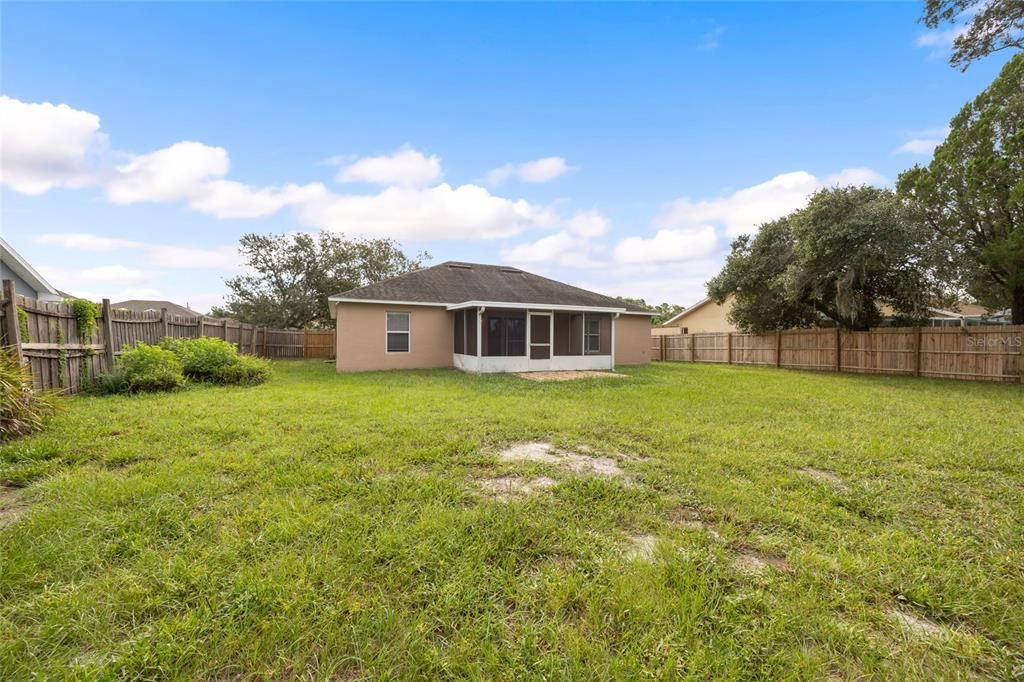 На продажу: $279,900 (3 спален, 2 ванн, 1368 Квадратных фут)