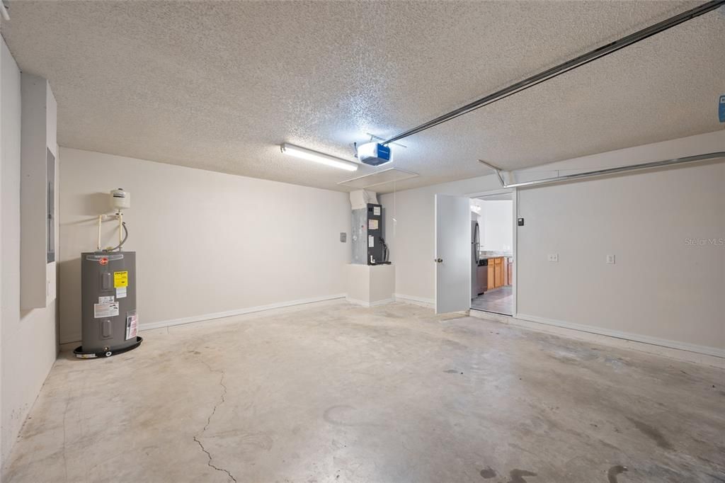 На продажу: $279,900 (3 спален, 2 ванн, 1368 Квадратных фут)