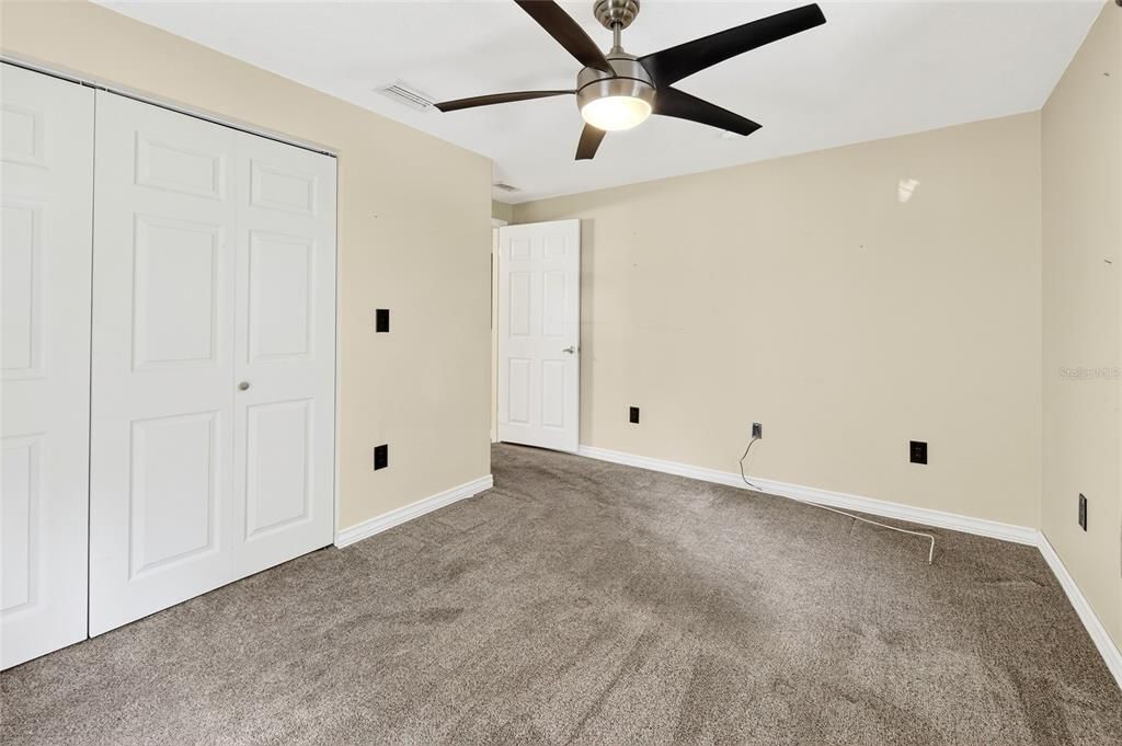 На продажу: $195,000 (2 спален, 2 ванн, 952 Квадратных фут)