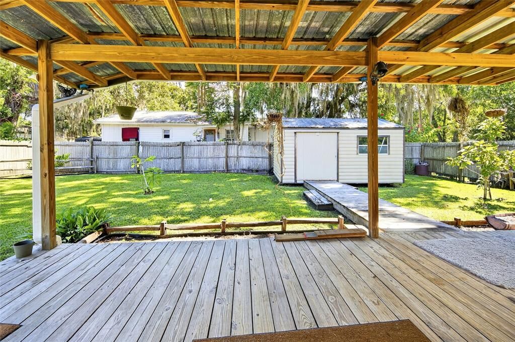 На продажу: $195,000 (2 спален, 2 ванн, 952 Квадратных фут)