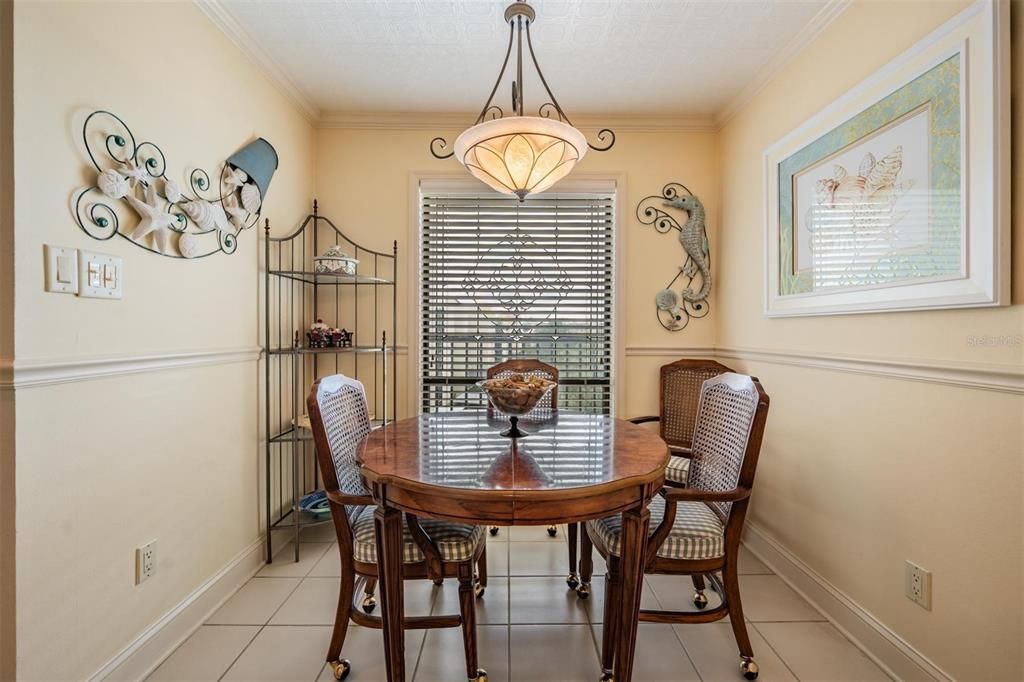 Active With Contract: $229,900 (2 beds, 2 baths, 1070 Square Feet)