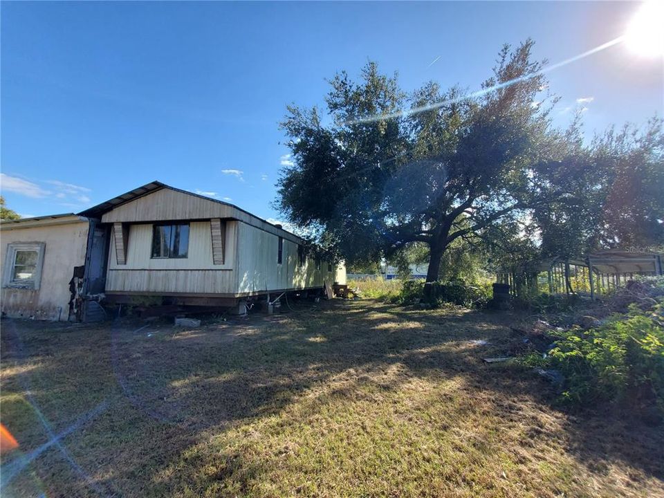 На продажу: $180,000 (3 спален, 2 ванн, 744 Квадратных фут)