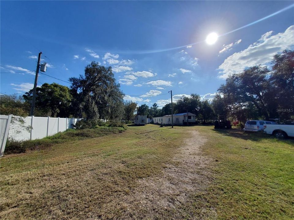 На продажу: $180,000 (3 спален, 2 ванн, 744 Квадратных фут)