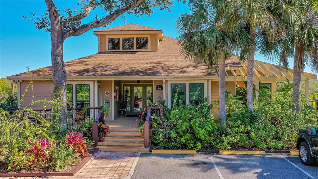 На продажу: $125,000 (1 спален, 1 ванн, 630 Квадратных фут)