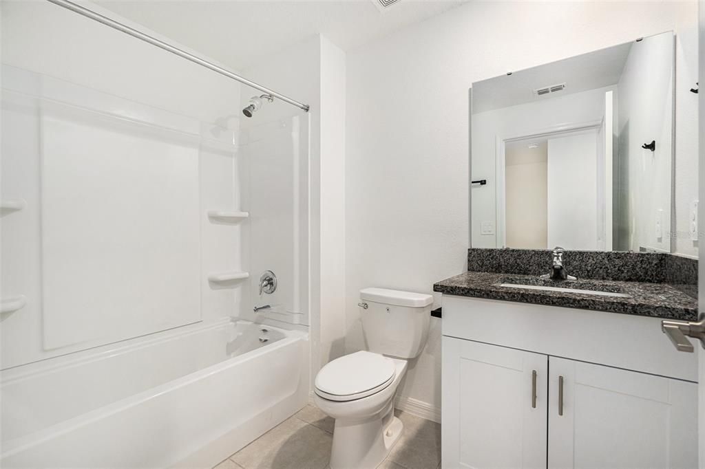 待售: $325,000 (3 贝兹, 2 浴室, 1634 平方英尺)