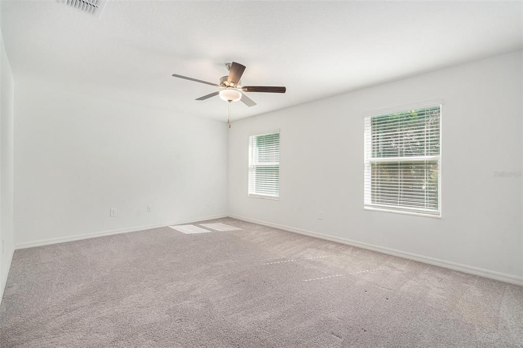 待售: $325,000 (3 贝兹, 2 浴室, 1634 平方英尺)