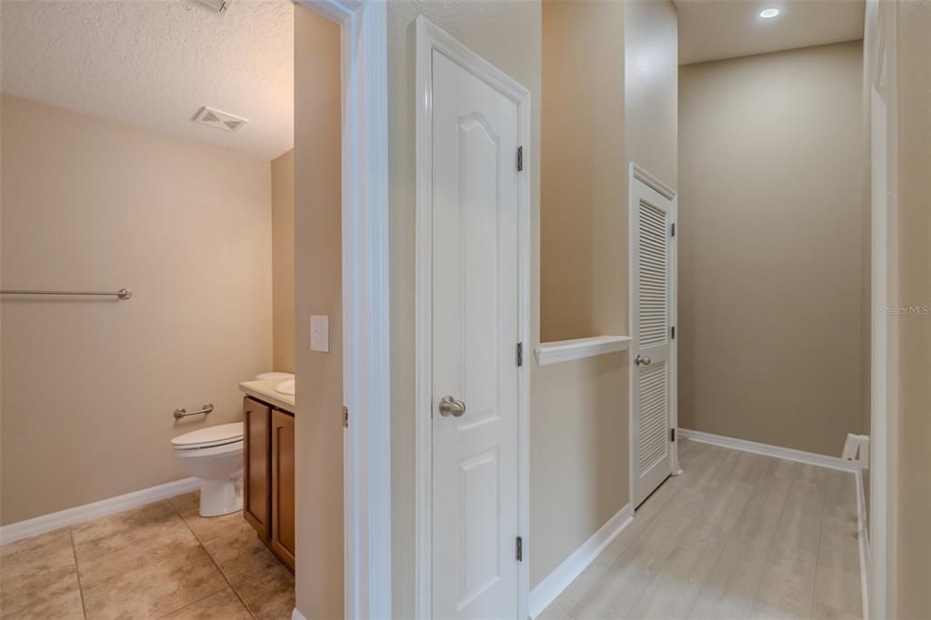 Active With Contract: $270,000 (3 beds, 2 baths, 1864 Square Feet)