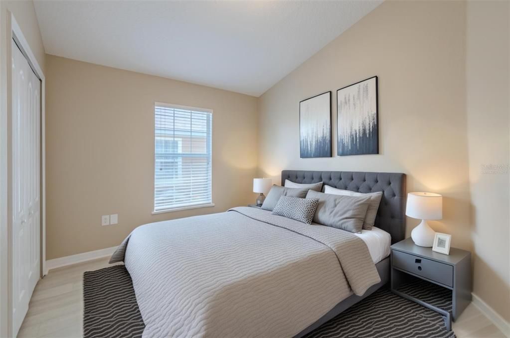 Active With Contract: $270,000 (3 beds, 2 baths, 1864 Square Feet)