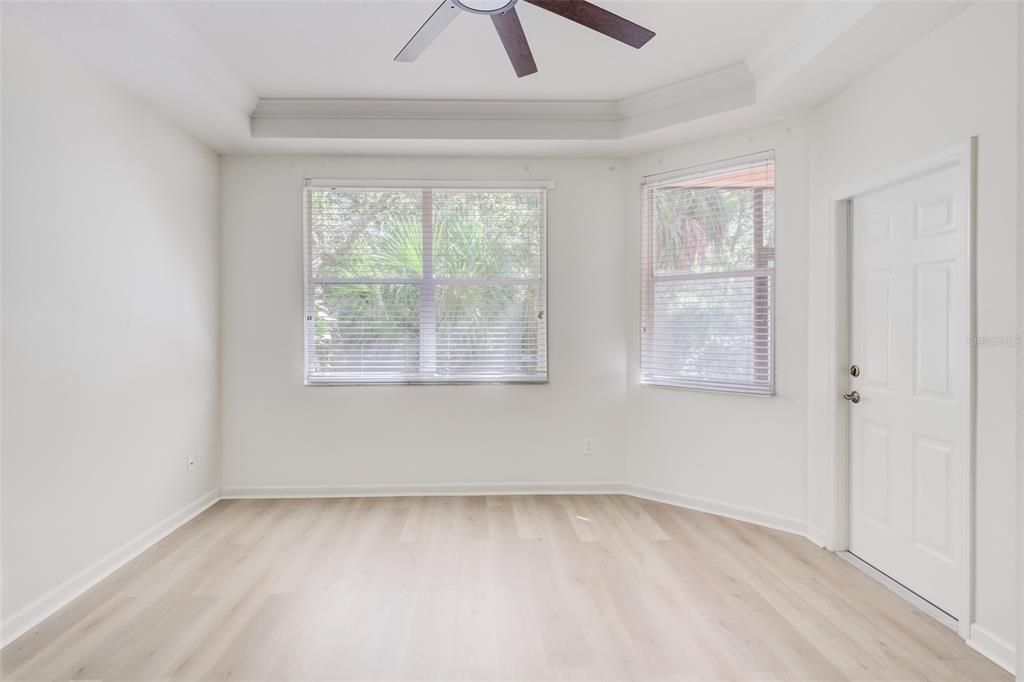 На продажу: $265,000 (2 спален, 2 ванн, 1393 Квадратных фут)